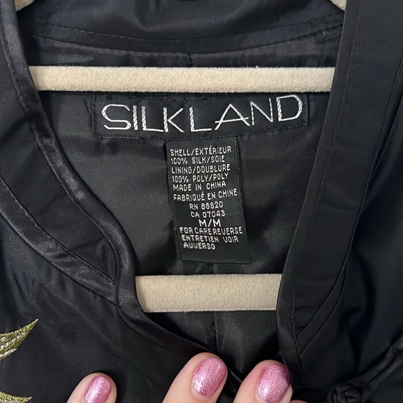 Black Silk Jacket with floral embroidery - Picture 2 of 4